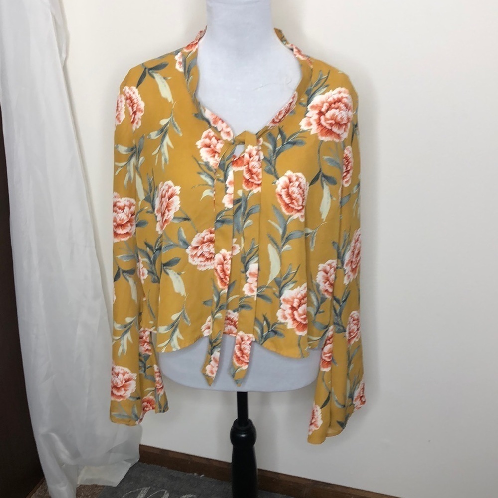 Bleuh ciel women’s yellow/ gold floral tie front blouse - Picture 1 of 7